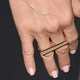 Illustration for article titled Drop Everything and Marvel at Jennifer Anistons Stunning Wedding Ring